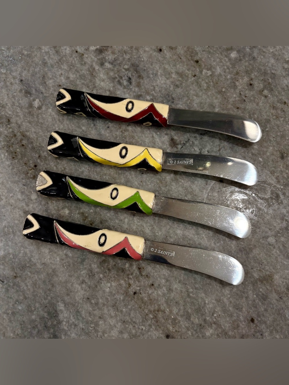 2 Saints Heavy Duty Aztec Enamel Cheese Butter Spreader Knives Set of 4